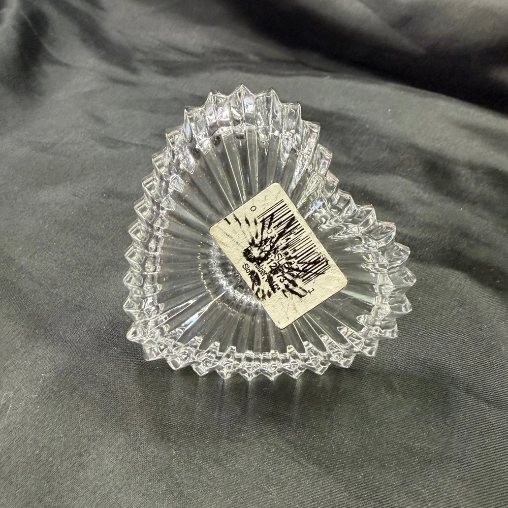 Vintage Clear Crystal Heart Shaped Ring Holder Dish Scalloped Edge Slovenia